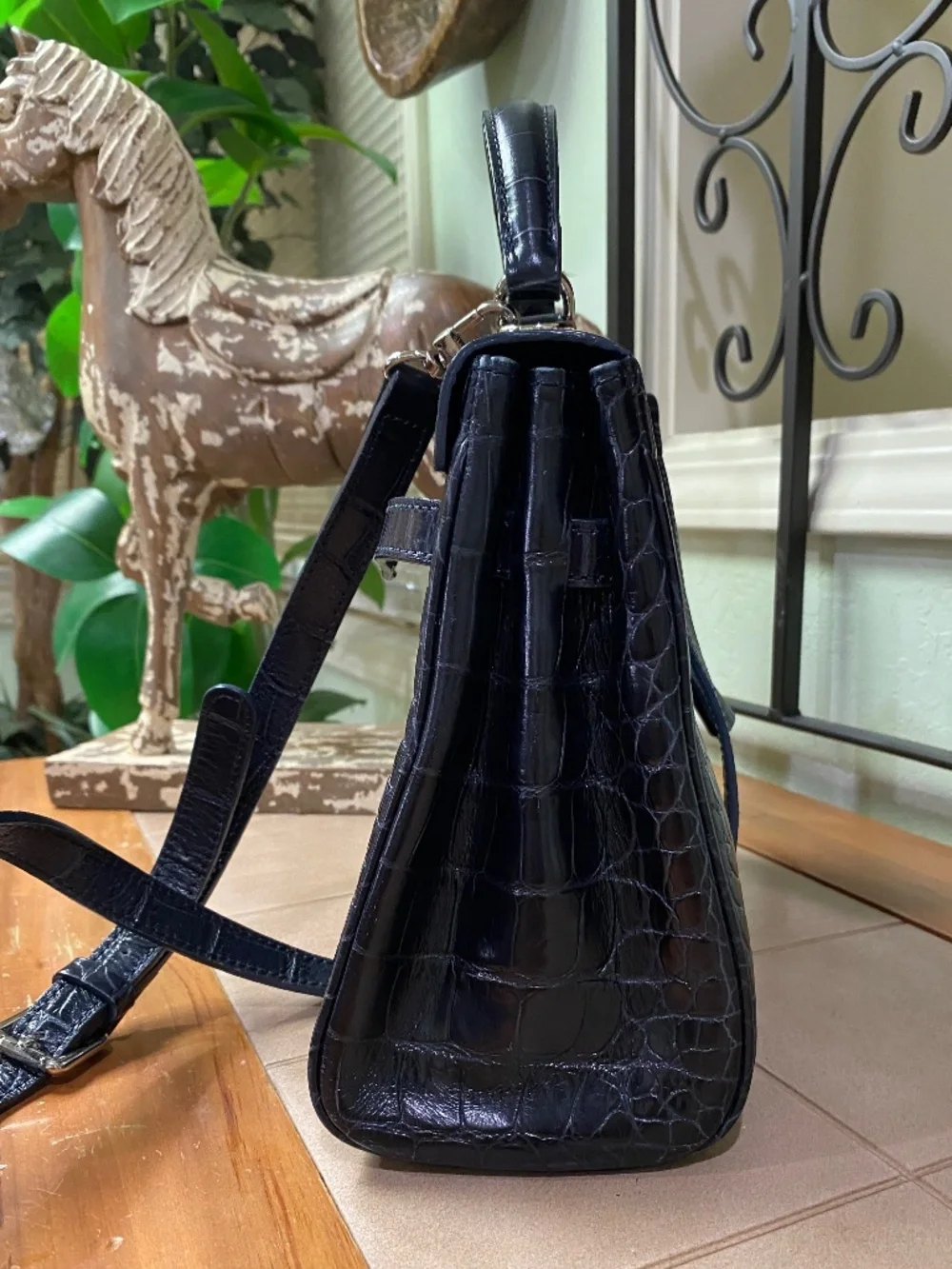 Top handle leather bag
